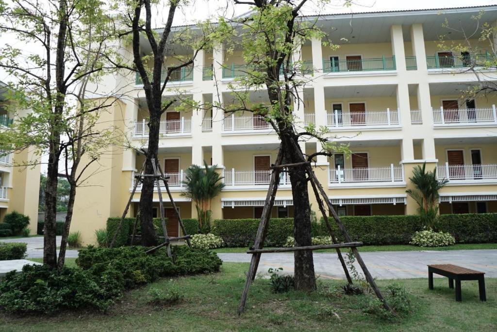 The One Residence Hotel Banguecoque Exterior foto