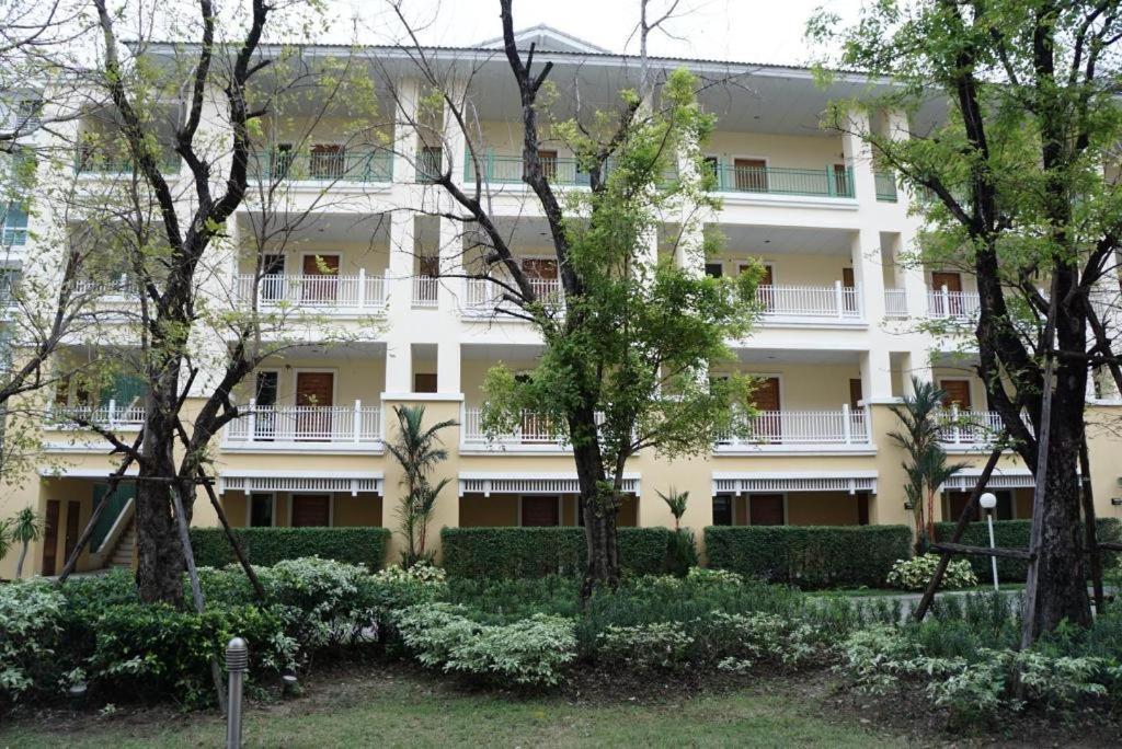 The One Residence Hotel Banguecoque Exterior foto