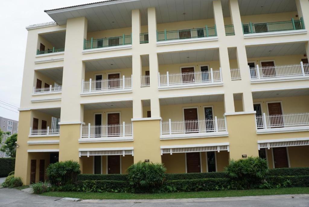 The One Residence Hotel Banguecoque Exterior foto